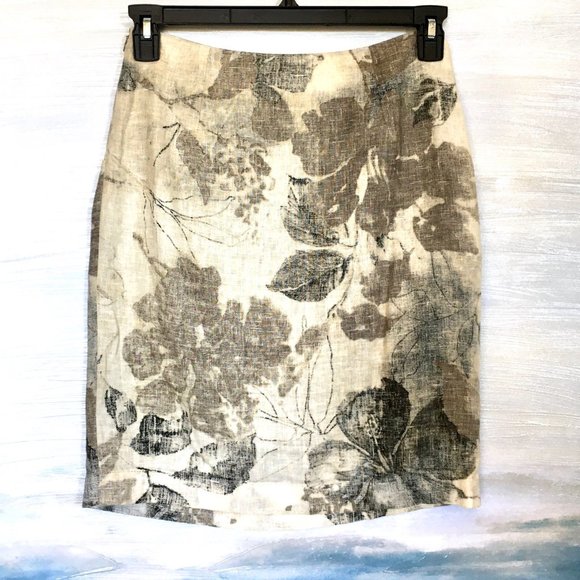 Floral Linen Pencil Skirt  | Size 4 - Picture 3 of 4